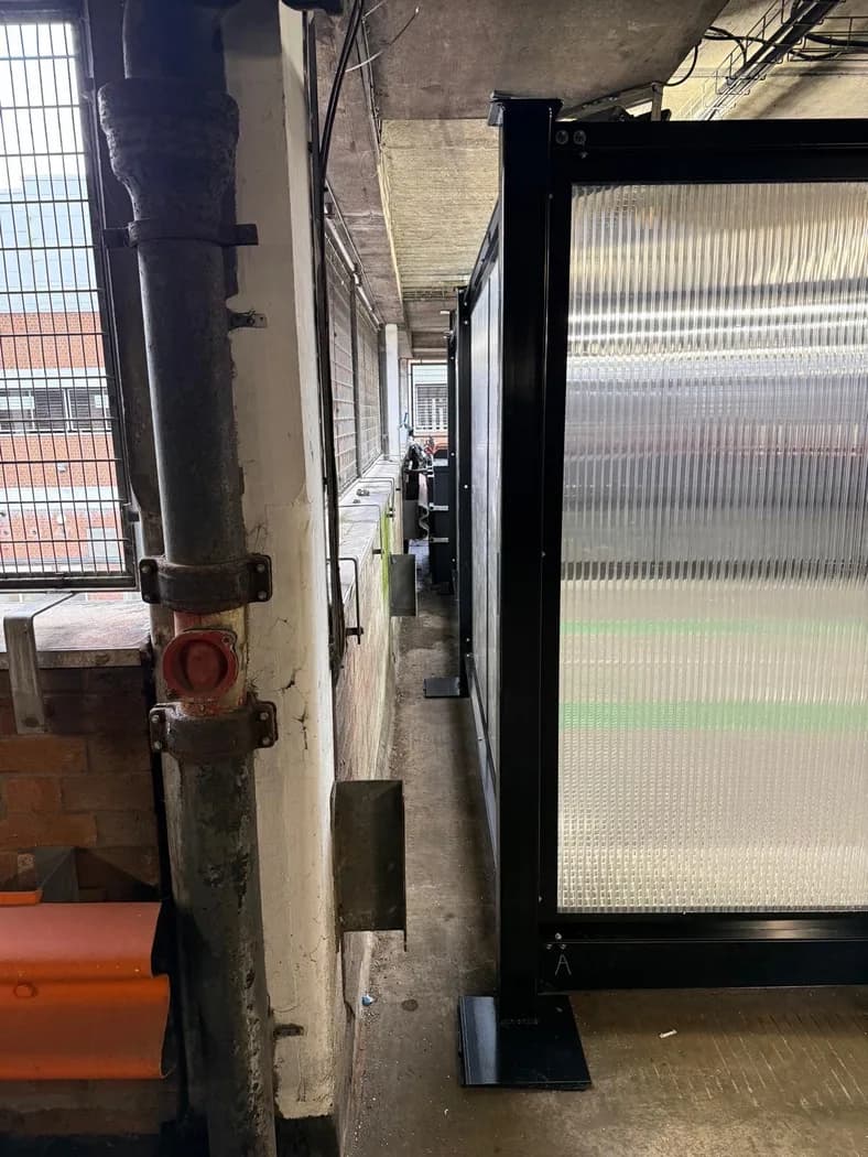 Multi-Story Jet Wash Screen Installation photo 4